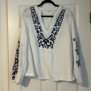 Embroidered long sleeve top. V-neck size 10